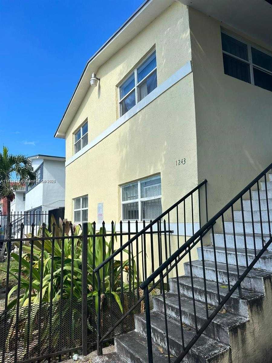 Small Image of 1243 NORTH WEST 61ST ST, Miami Number 2