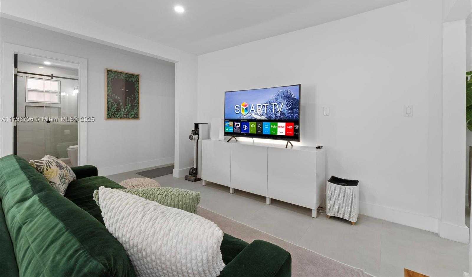Small Image of 4430 NORTH WEST 1 AVE #2, Miami Number 10
