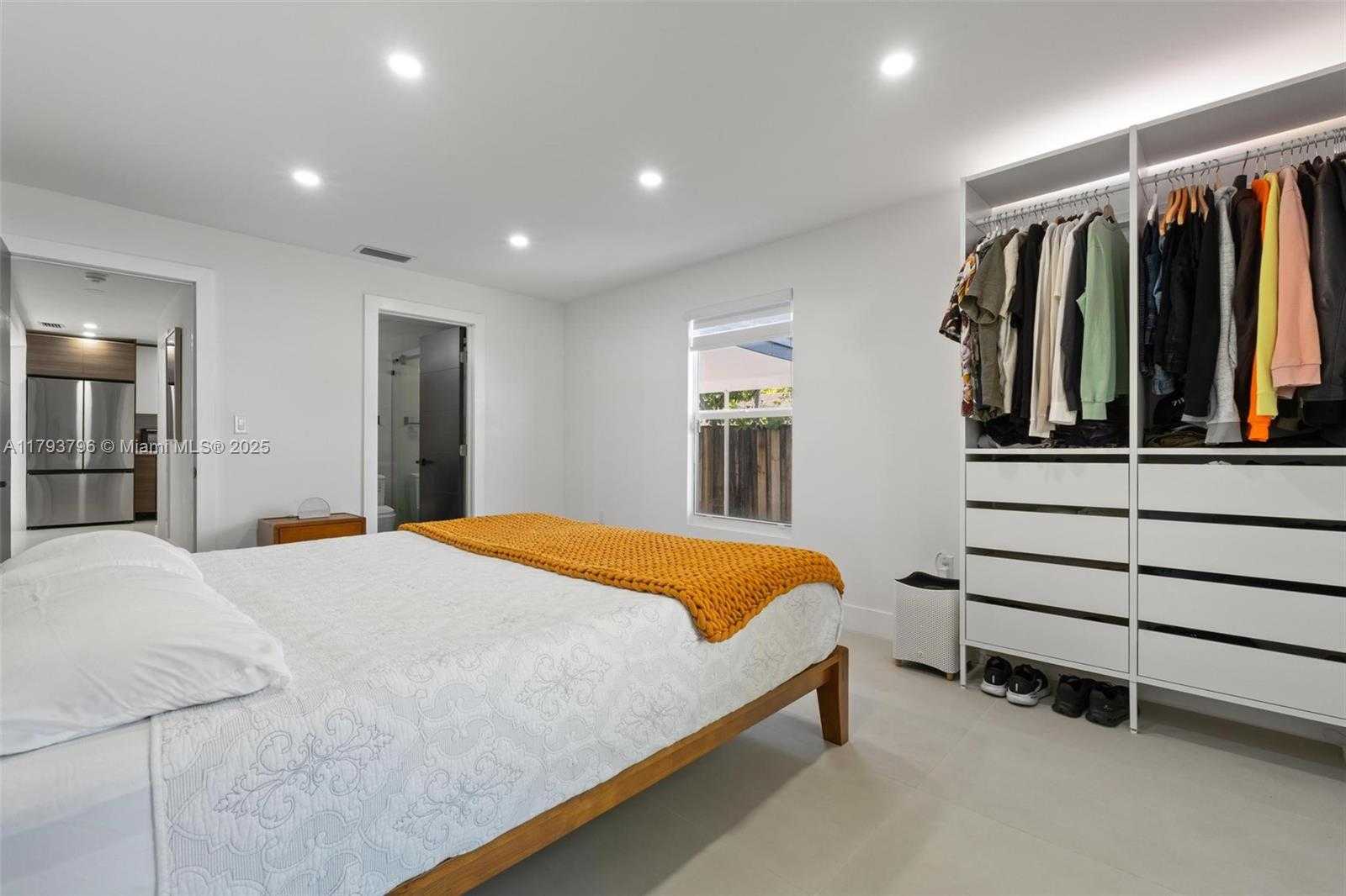 Small Image of 4430 NORTH WEST 1 AVE #2, Miami Number 16