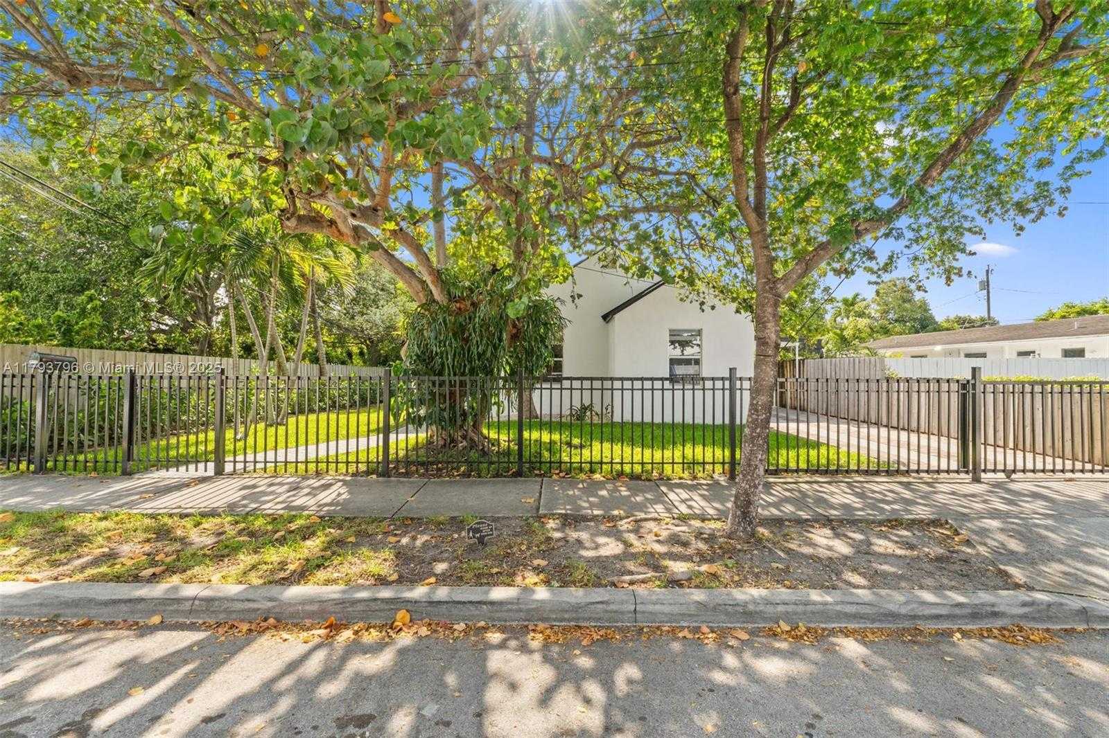 Small Image of 4430 NORTH WEST 1 AVE #2, Miami Number 2