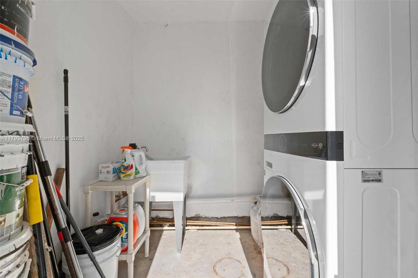 Small Image of 4430 NORTH WEST 1 AVE #2, Miami Number 23