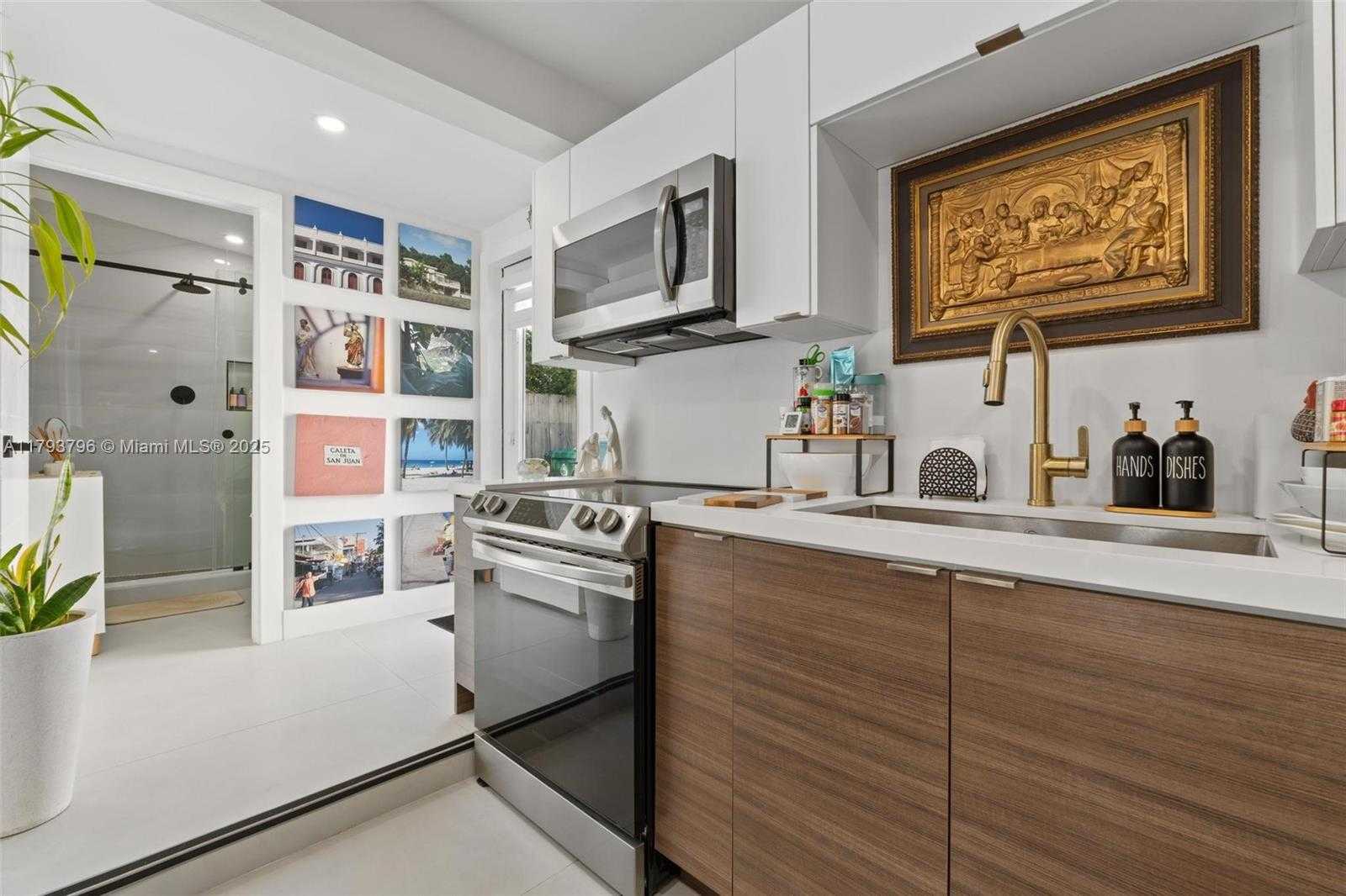 Small Image of 4430 NORTH WEST 1 AVE #2, Miami Number 28