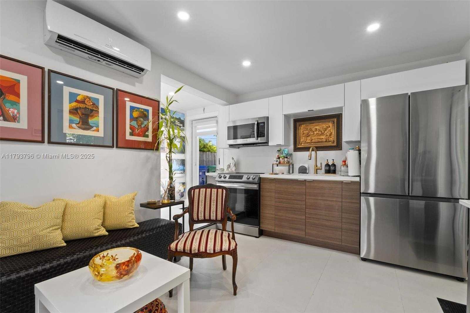 Small Image of 4430 NORTH WEST 1 AVE #2, Miami Number 29