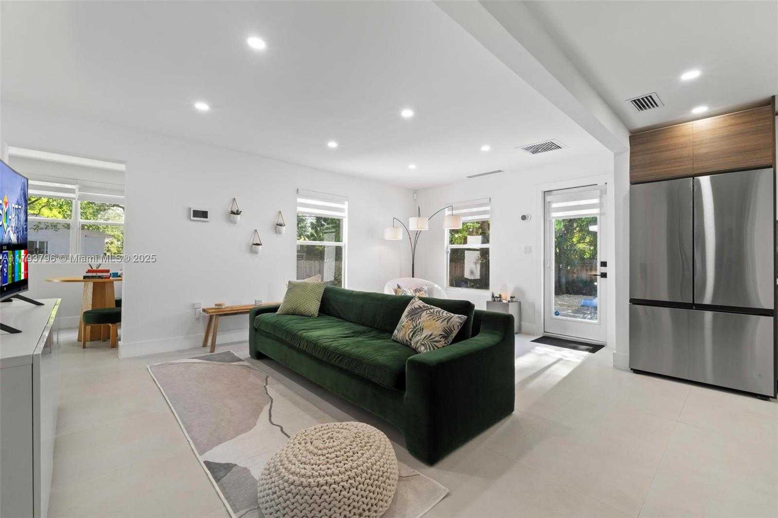Small Image of 4430 NORTH WEST 1 AVE #2, Miami Number 8