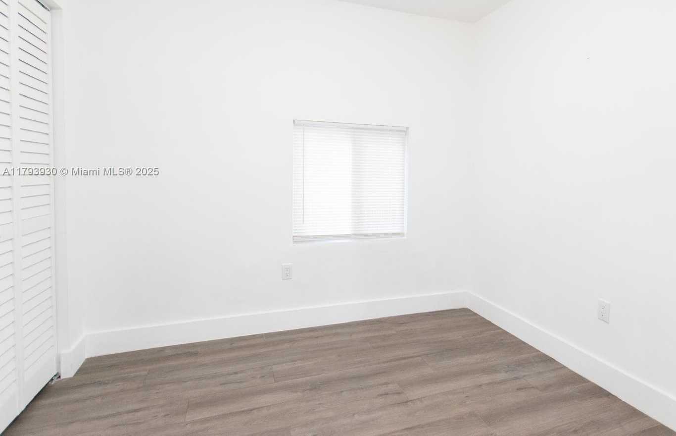Small Image of 1045 NORTH WEST 55TH TER #2, Miami Number 12
