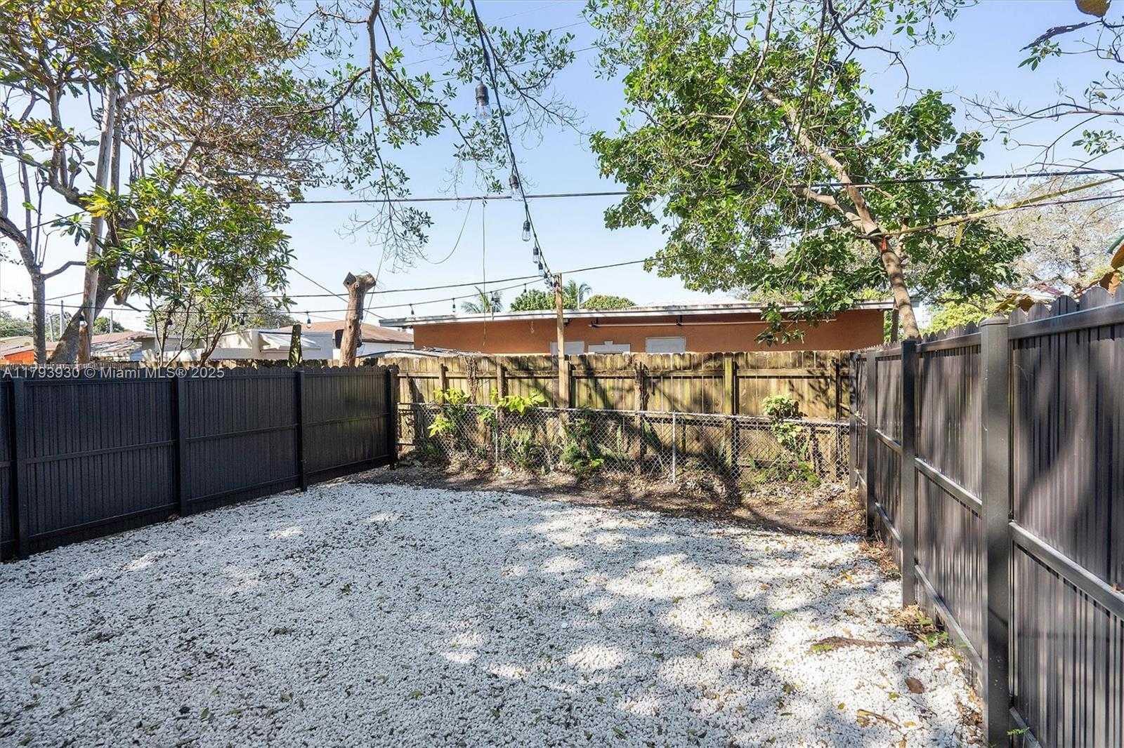 Small Image of 1045 NORTH WEST 55TH TER #2, Miami Number 20