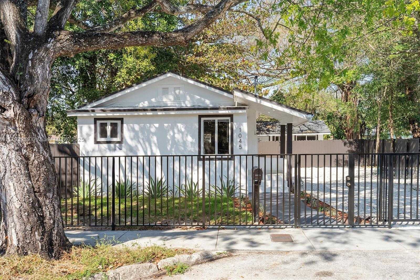 Small Image of 1045 NORTH WEST 55TH TER #2, Miami Number 31