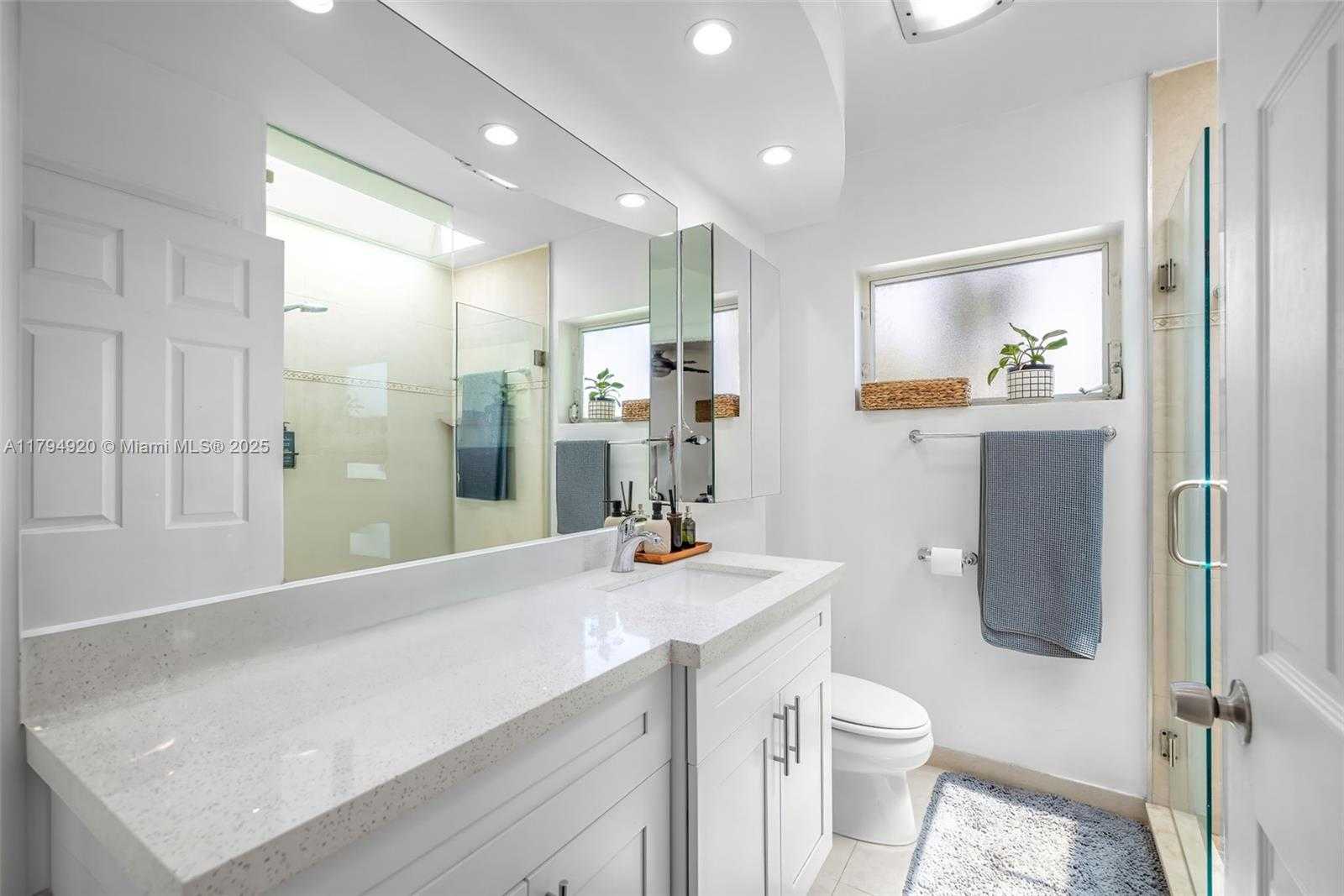 Small Image of 801 NORTH EAST 18TH AVE #1-4 #3, Fort Lauderdale Number 20