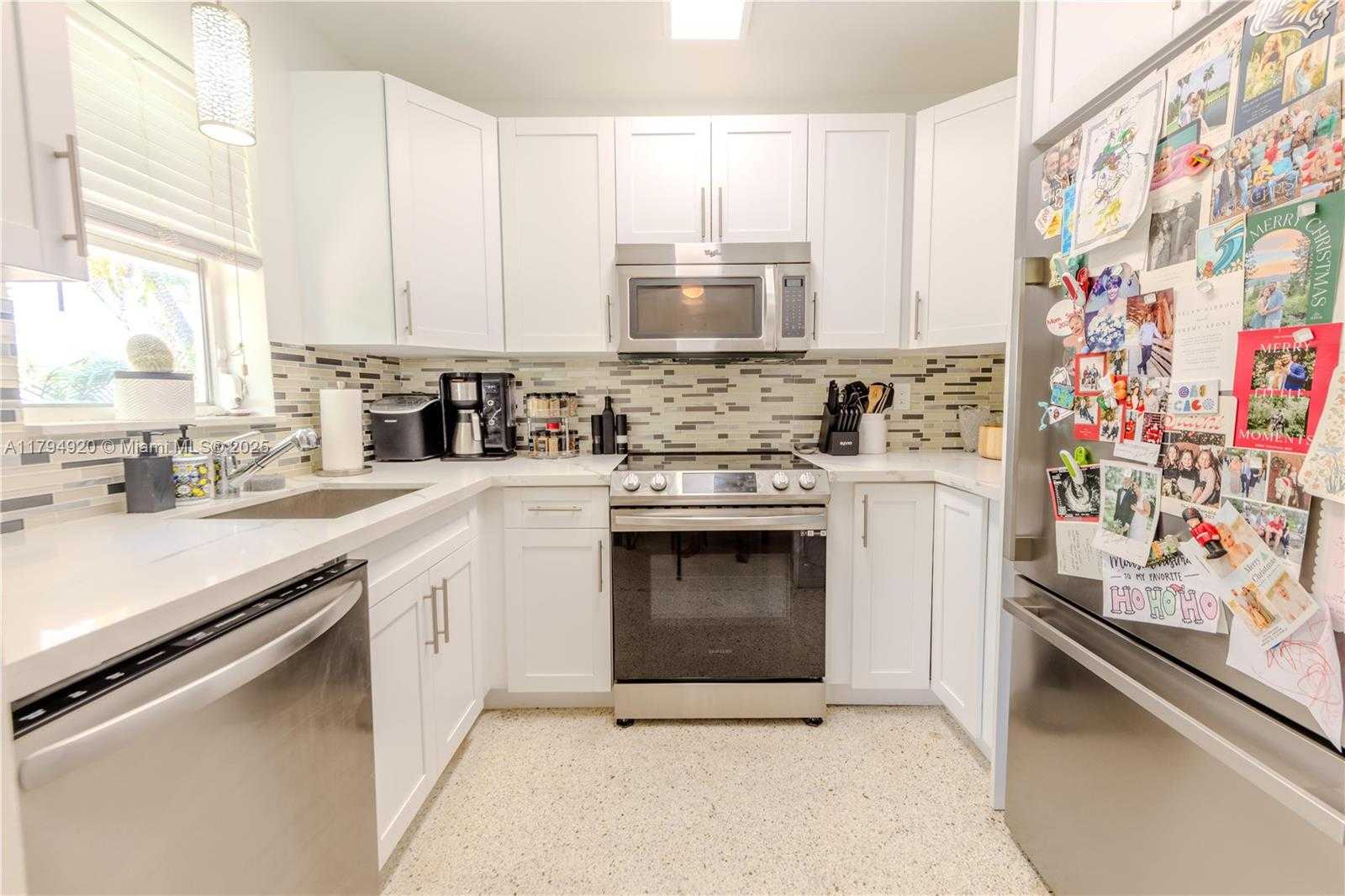 Small Image of 801 NORTH EAST 18TH AVE #1-4 #3, Fort Lauderdale Number 30