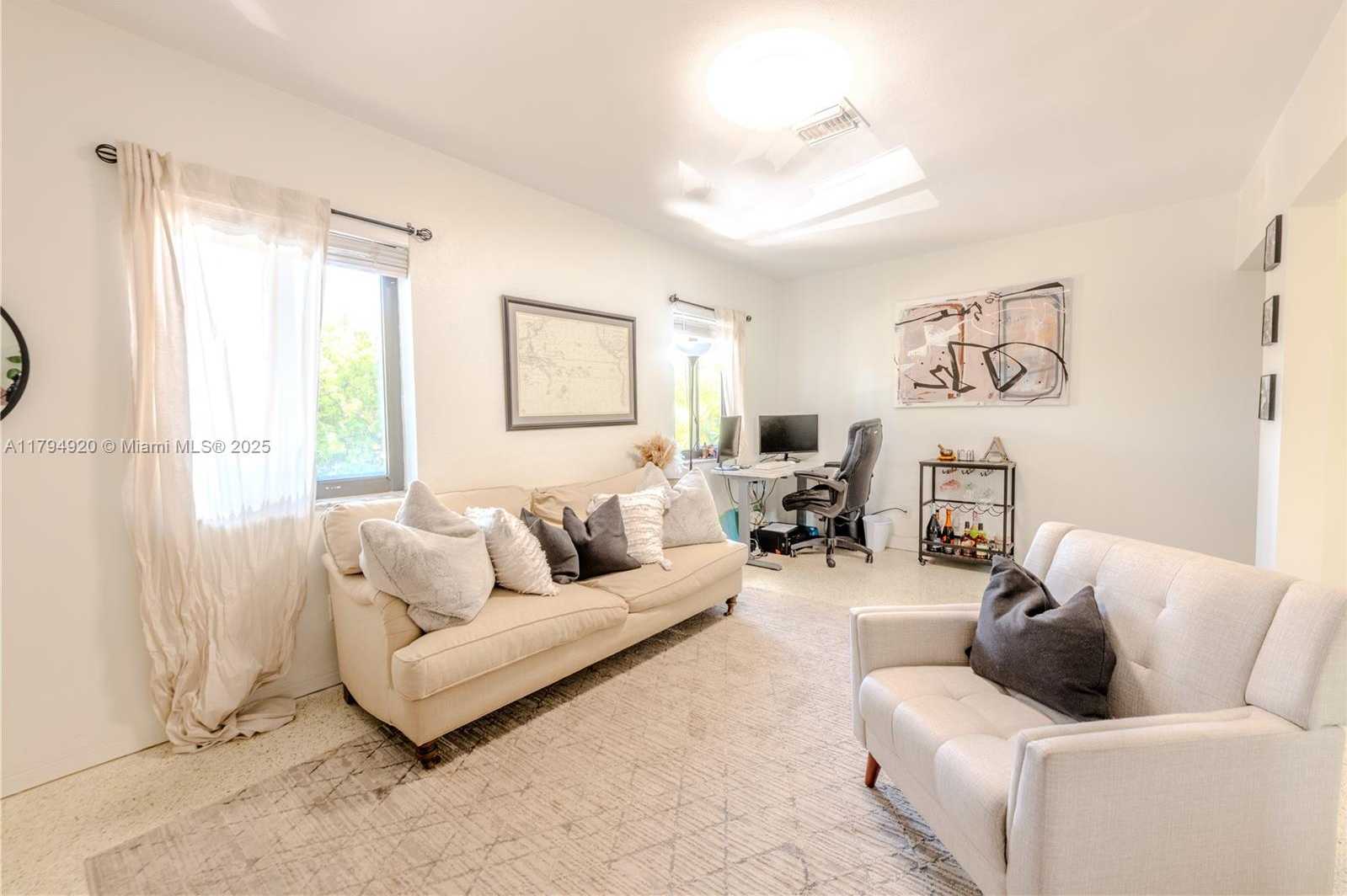 Small Image of 801 NORTH EAST 18TH AVE #1-4 #3, Fort Lauderdale Number 34