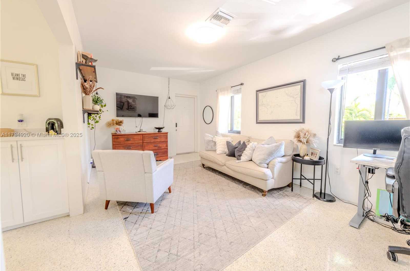 Small Image of 801 NORTH EAST 18TH AVE #1-4 #3, Fort Lauderdale Number 35