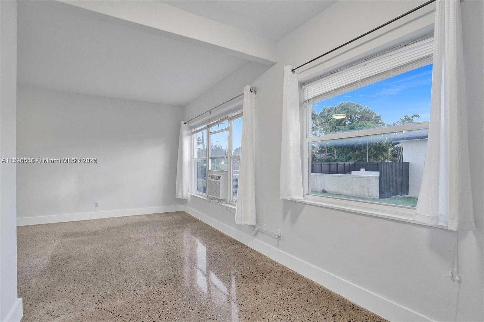 Small Image of 950 NORTH EAST 113TH ST #2, Biscayne Park Number 7