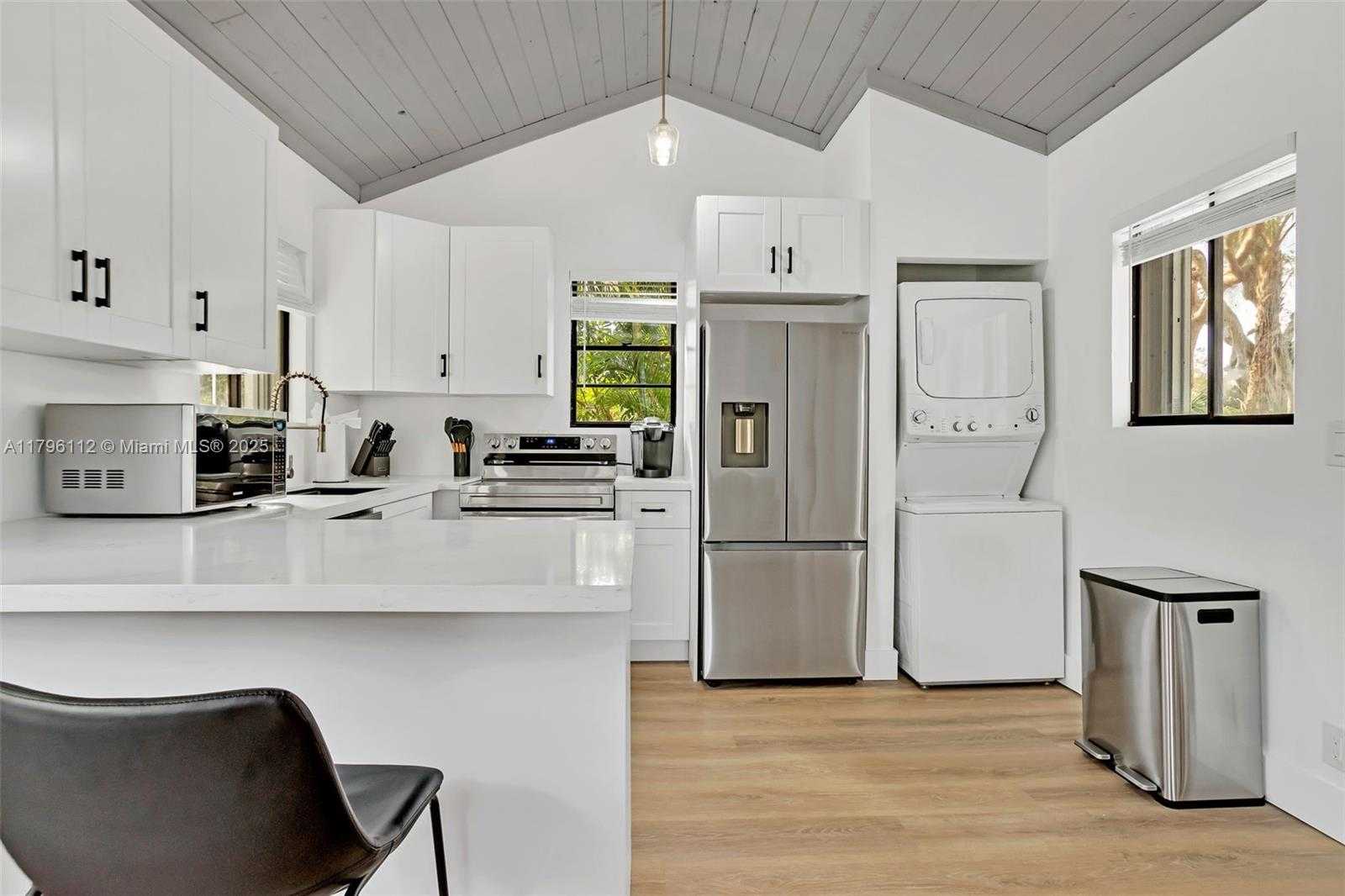 Small Image of 317 SOUTH WEST 9TH AVE #3, Fort Lauderdale Number 22