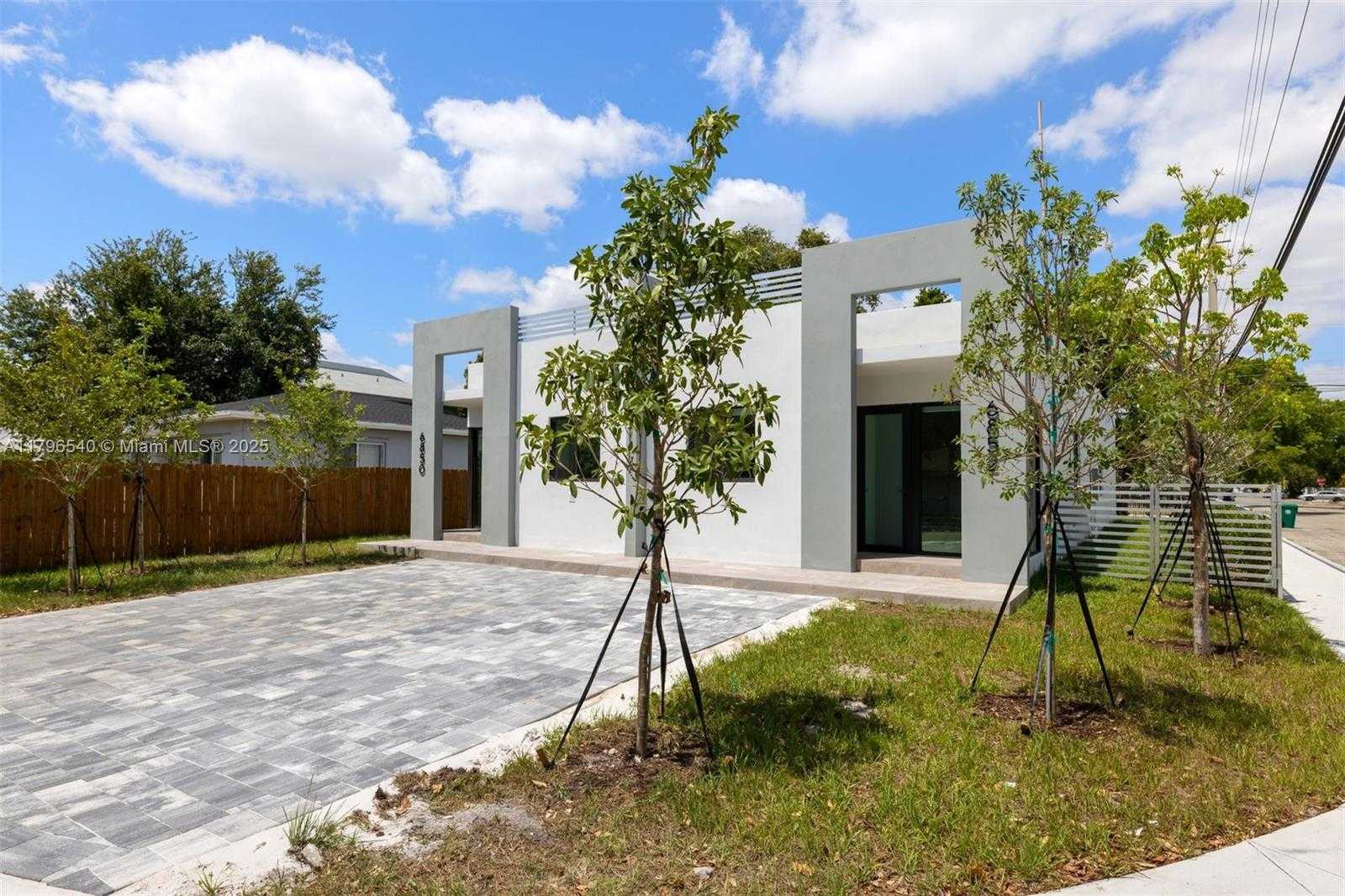 Small Image of 6850 NORTH WEST 4TH AVE #2, Miami Number 2