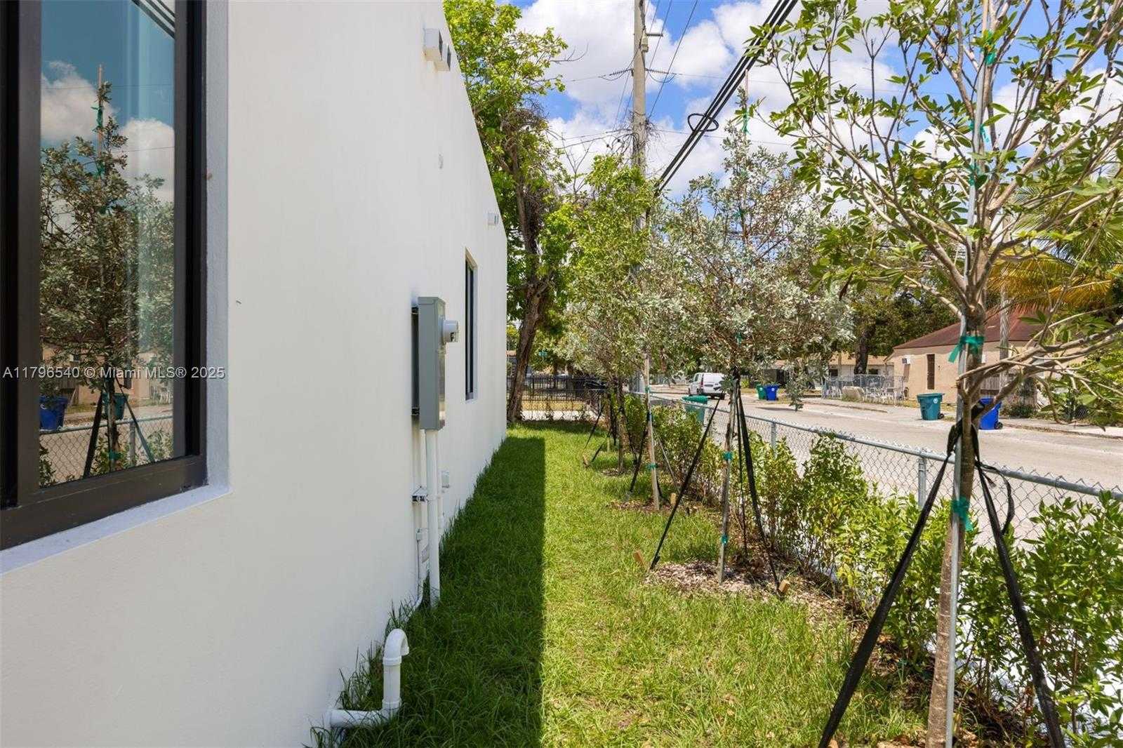 Small Image of 6850 NORTH WEST 4TH AVE #2, Miami Number 20