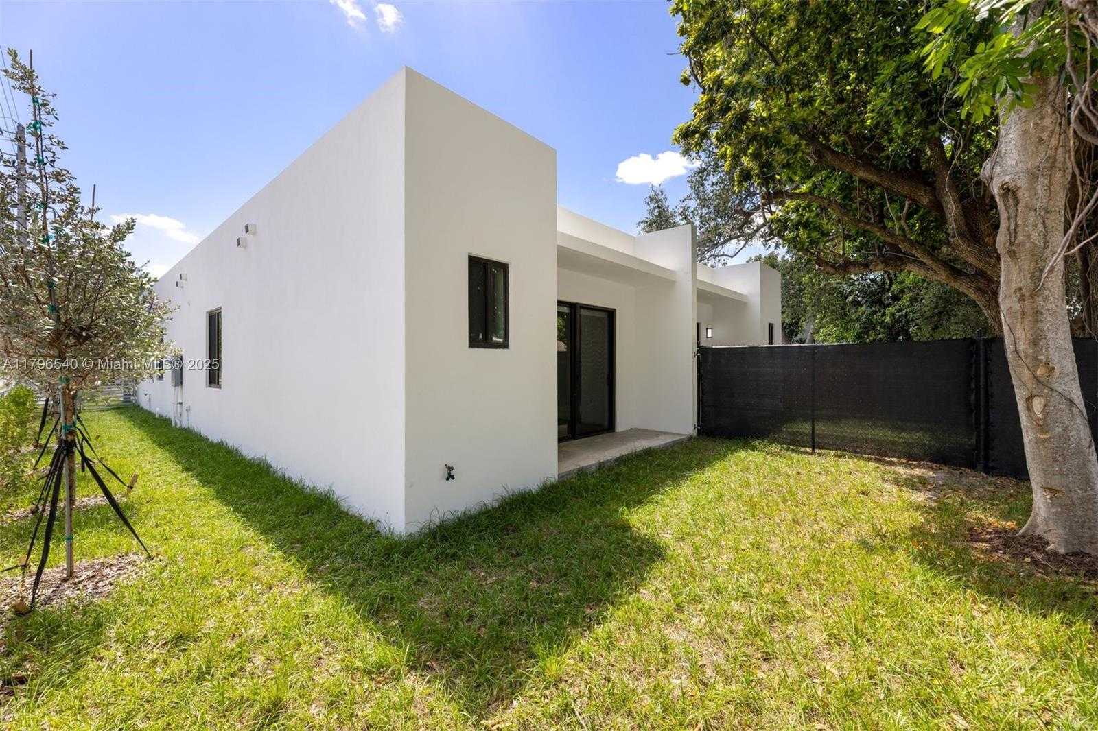 Small Image of 6850 NORTH WEST 4TH AVE #2, Miami Number 22