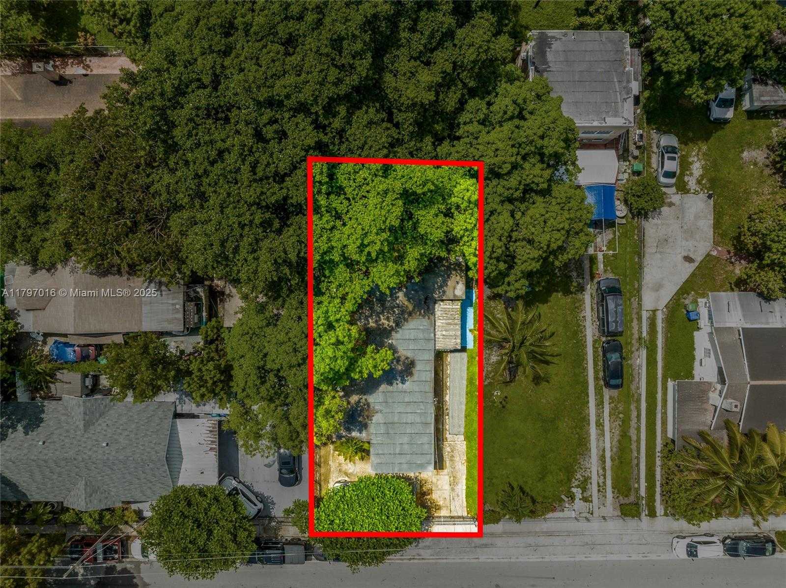 Small Image of 120 NORTH WEST 32ND ST, Miami Number 13