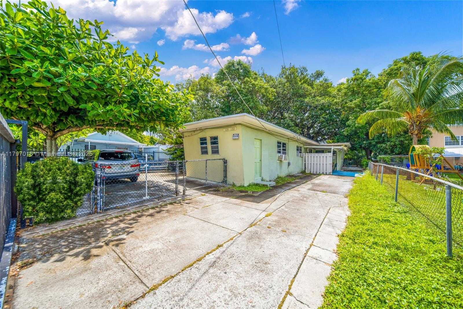 Small Image of 120 NORTH WEST 32ND ST, Miami Number 2