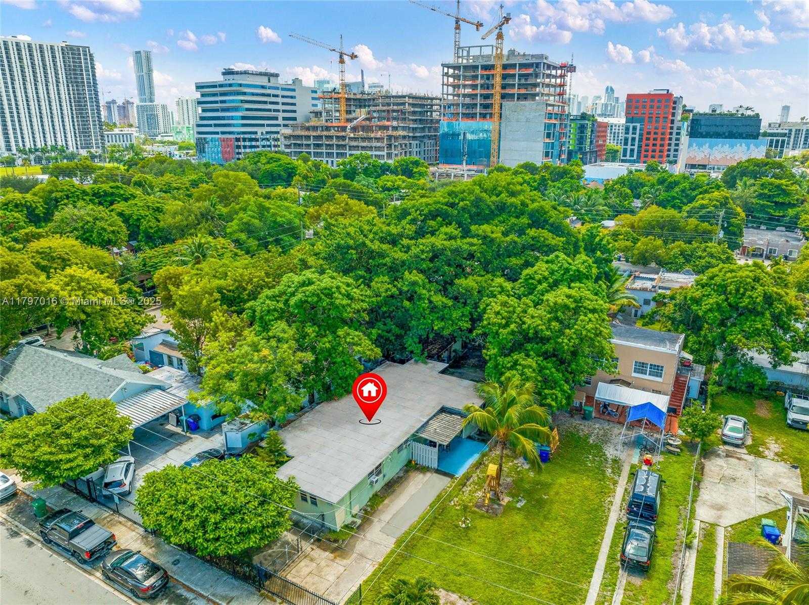 Small Image of 120 NORTH WEST 32ND ST, Miami Number 7
