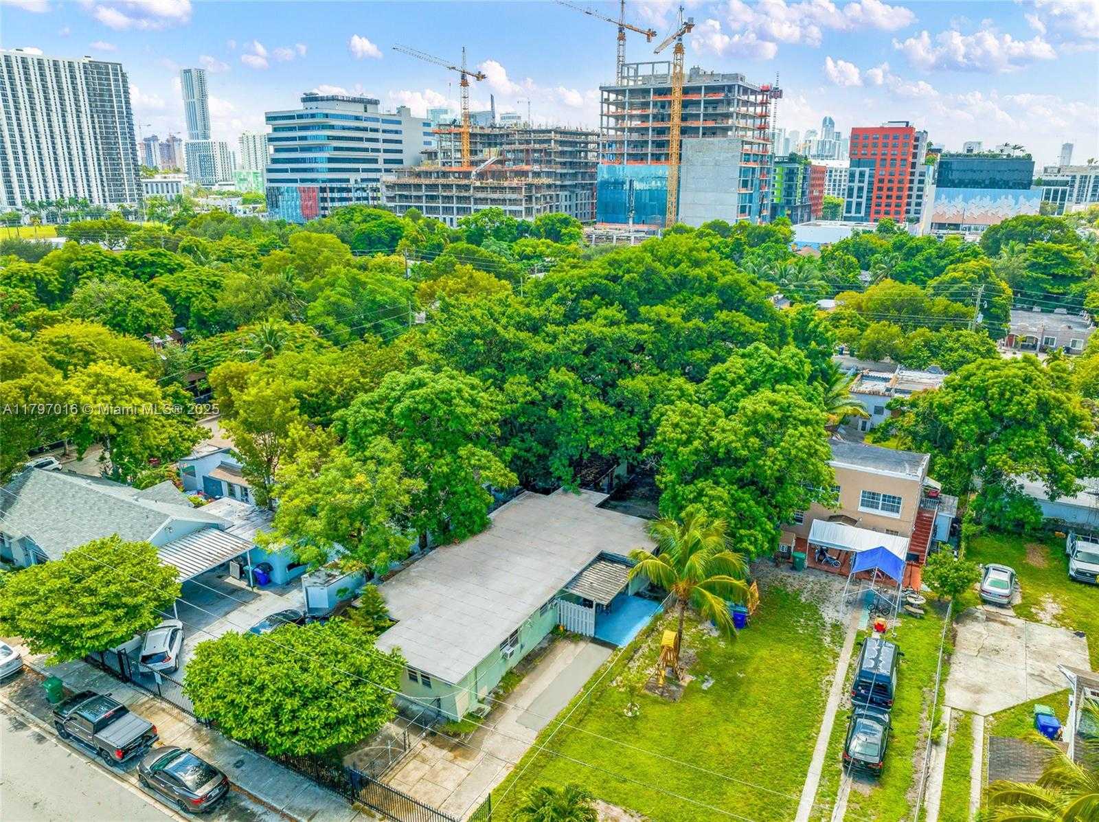 Small Image of 120 NORTH WEST 32ND ST, Miami Number 8