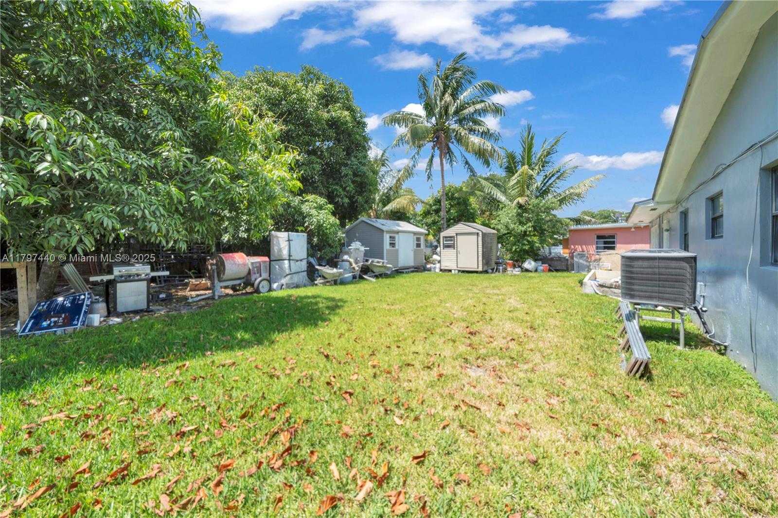 Small Image of 1290 NORTH EAST 144TH ST #2, Miami Number 9