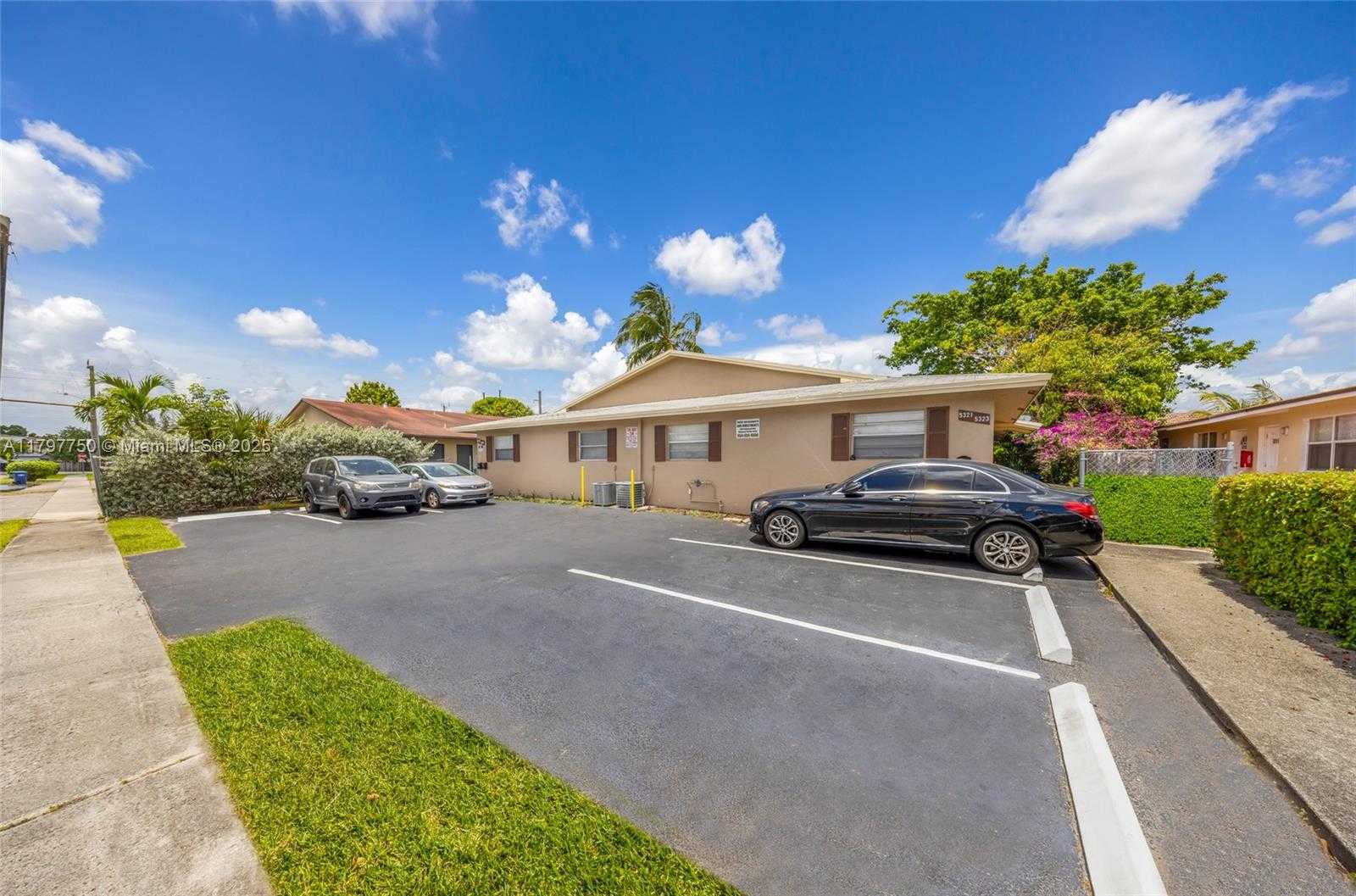 Small Image of 5321 NORTH WEST 22ND ST #4, Lauderhill Number 3