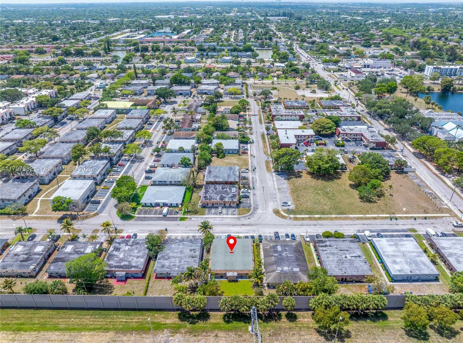 Small Image of 1848 NORTH WEST 52ND AVE, Lauderhill Number 10