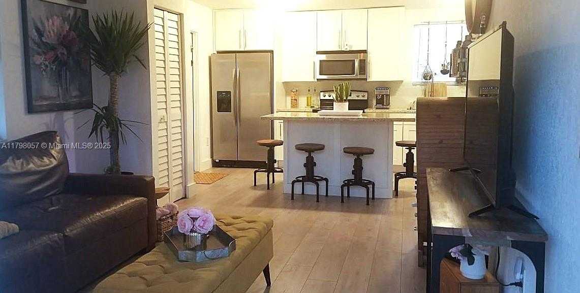 Small Image of 1291 NORTH EAST 146TH ST #2, Miami Number 4