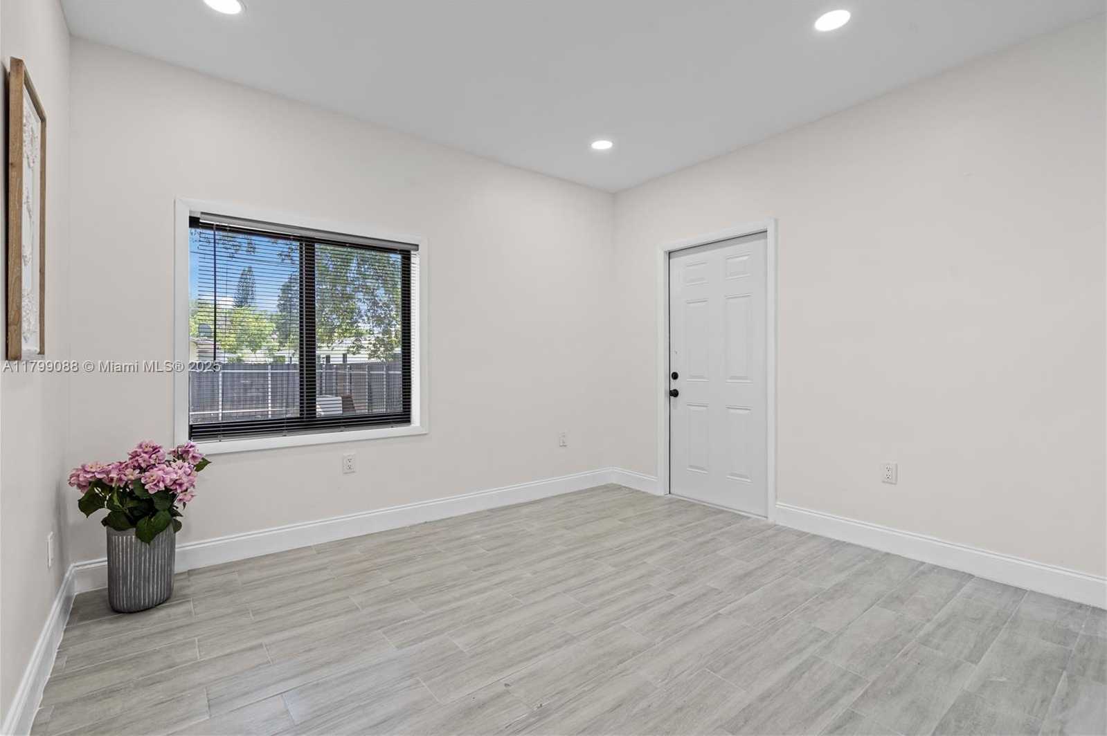 Small Image of 1824 NORTH WEST 47TH ST #3, Miami Number 25