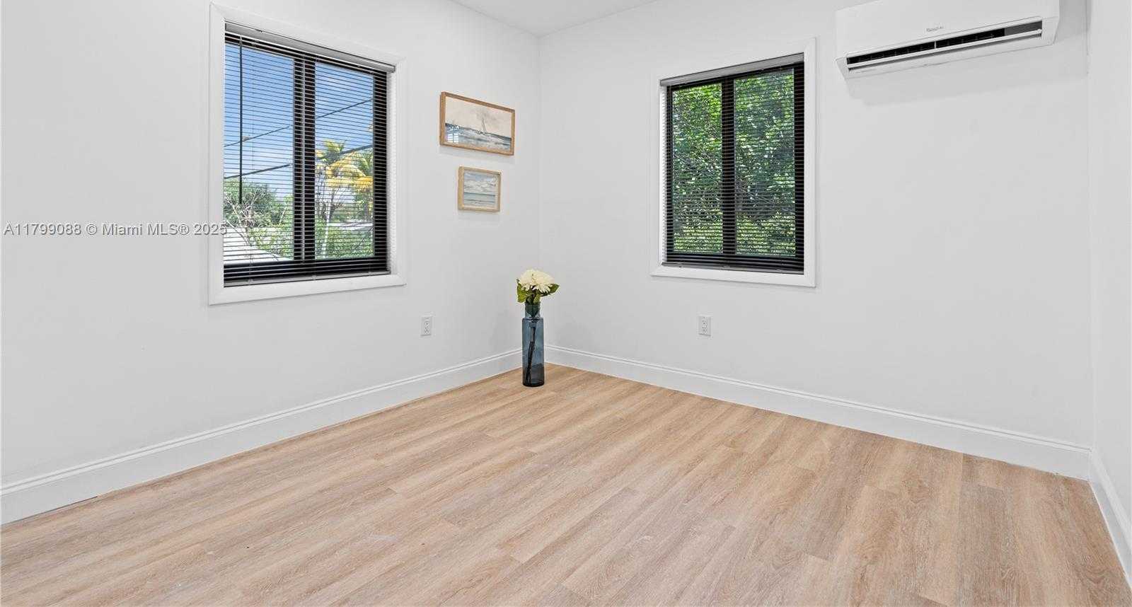 Small Image of 1824 NORTH WEST 47TH ST #3, Miami Number 43
