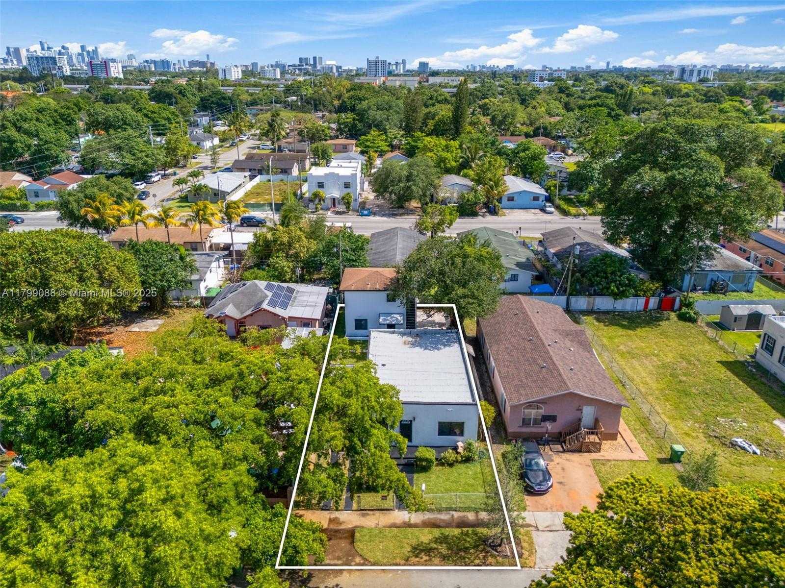 Small Image of 1824 NORTH WEST 47TH ST #3, Miami Number 45