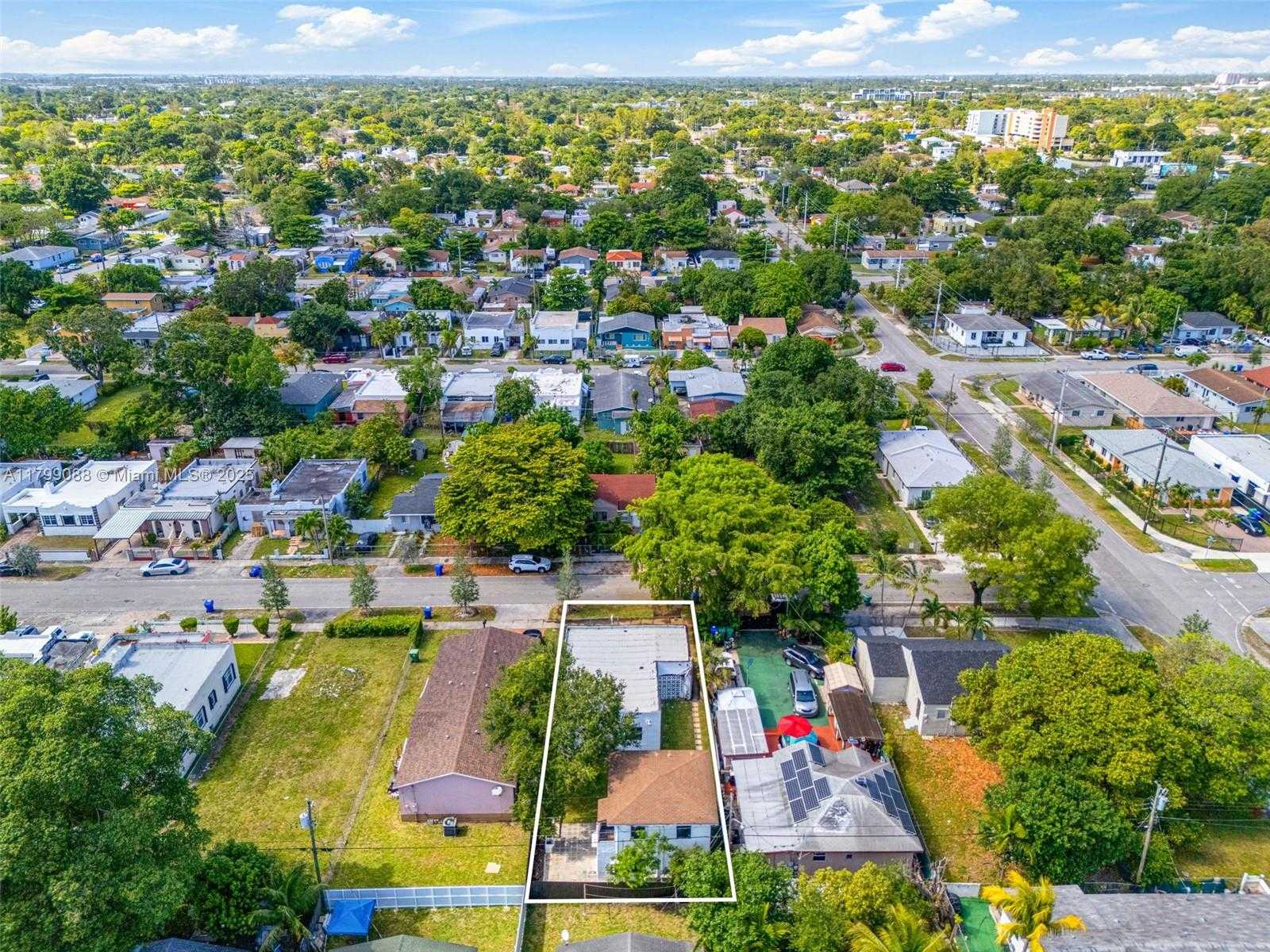 Small Image of 1824 NORTH WEST 47TH ST #3, Miami Number 49