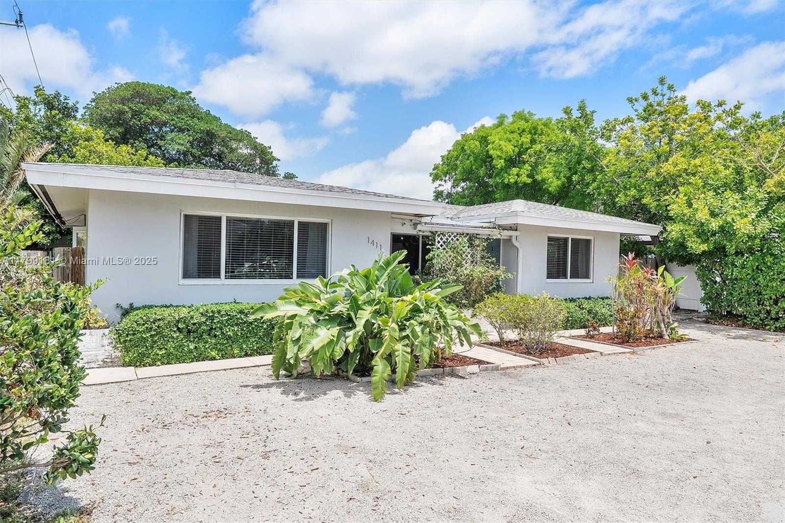 Small Image of 1411 NORTH EAST 12TH ST #3, Fort Lauderdale Number 2