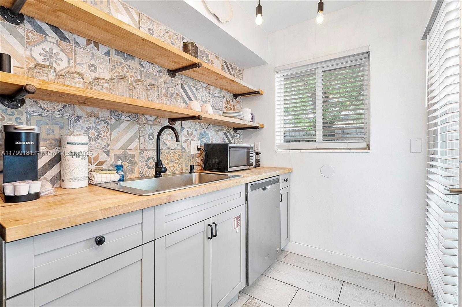 Small Image of 1411 NORTH EAST 12TH ST #3, Fort Lauderdale Number 35