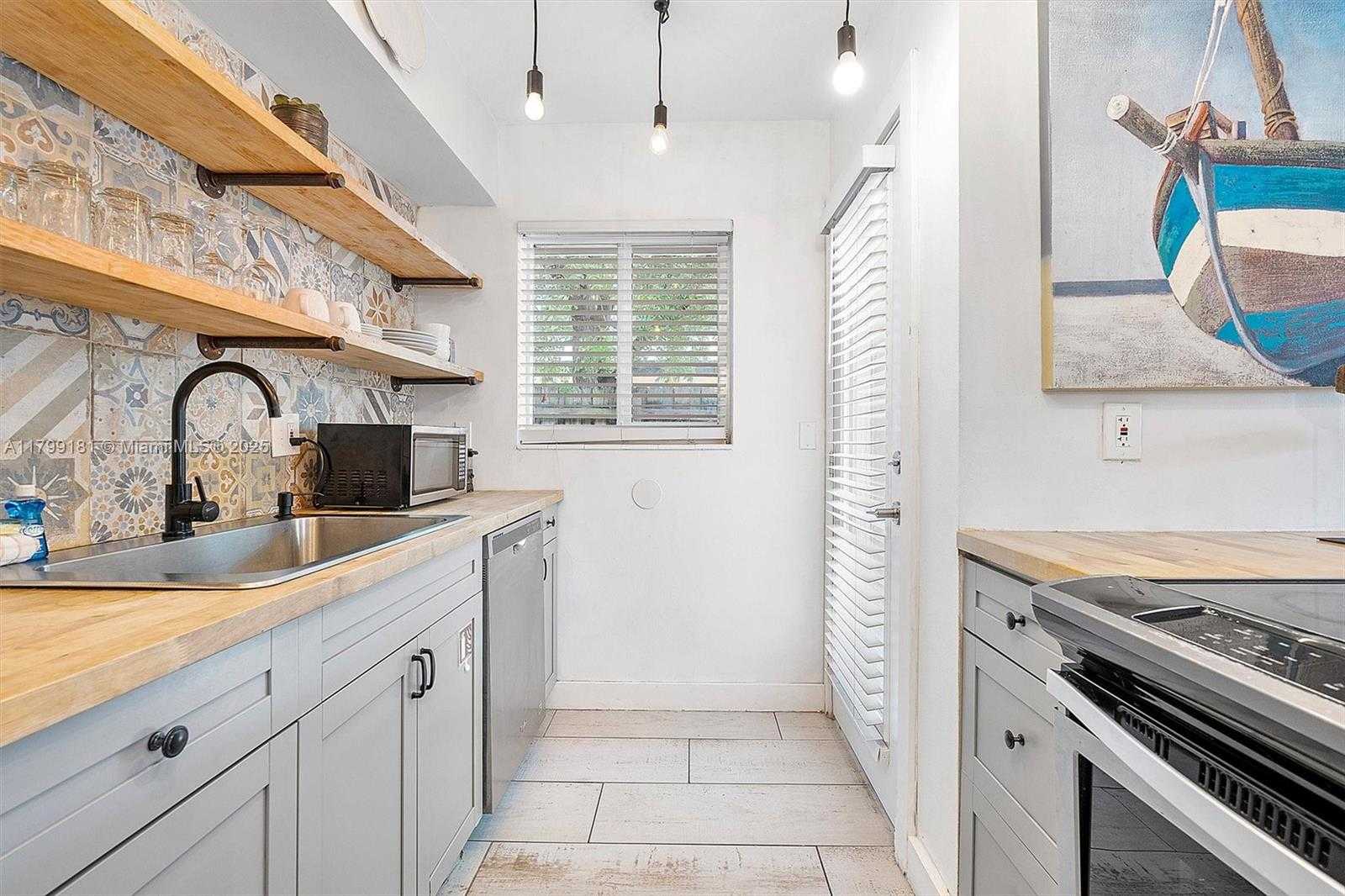 Small Image of 1411 NORTH EAST 12TH ST #3, Fort Lauderdale Number 36