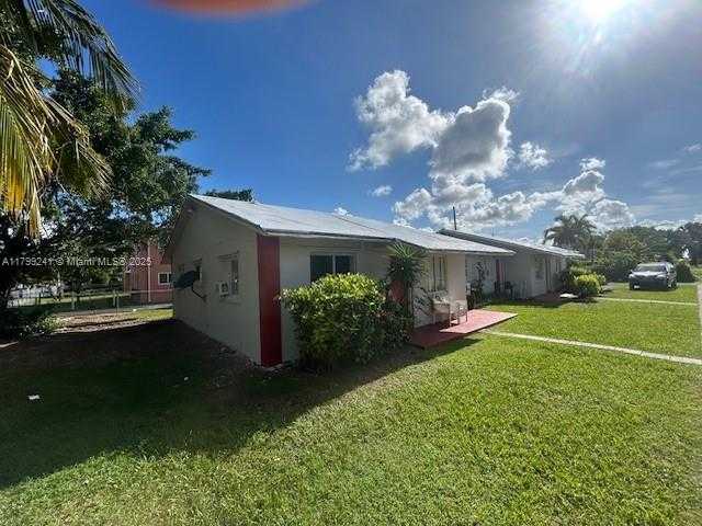 Small Image of 1207 NORTH EAST 1ST AVE, Homestead Number 3
