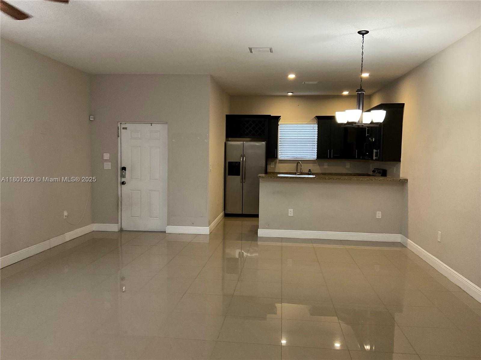 Small Image of 798 NORTH EAST 43 ST, Oakland Park Number 3