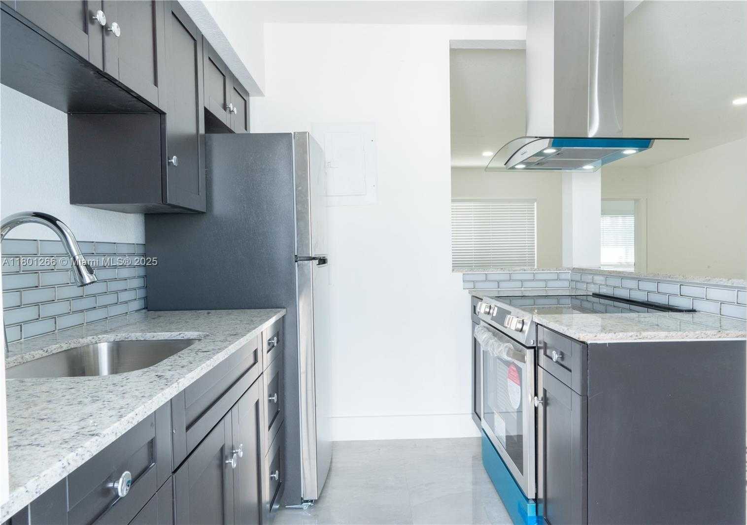 Small Image of 7115 RUE GRANVILLE, Miami Beach Number 6