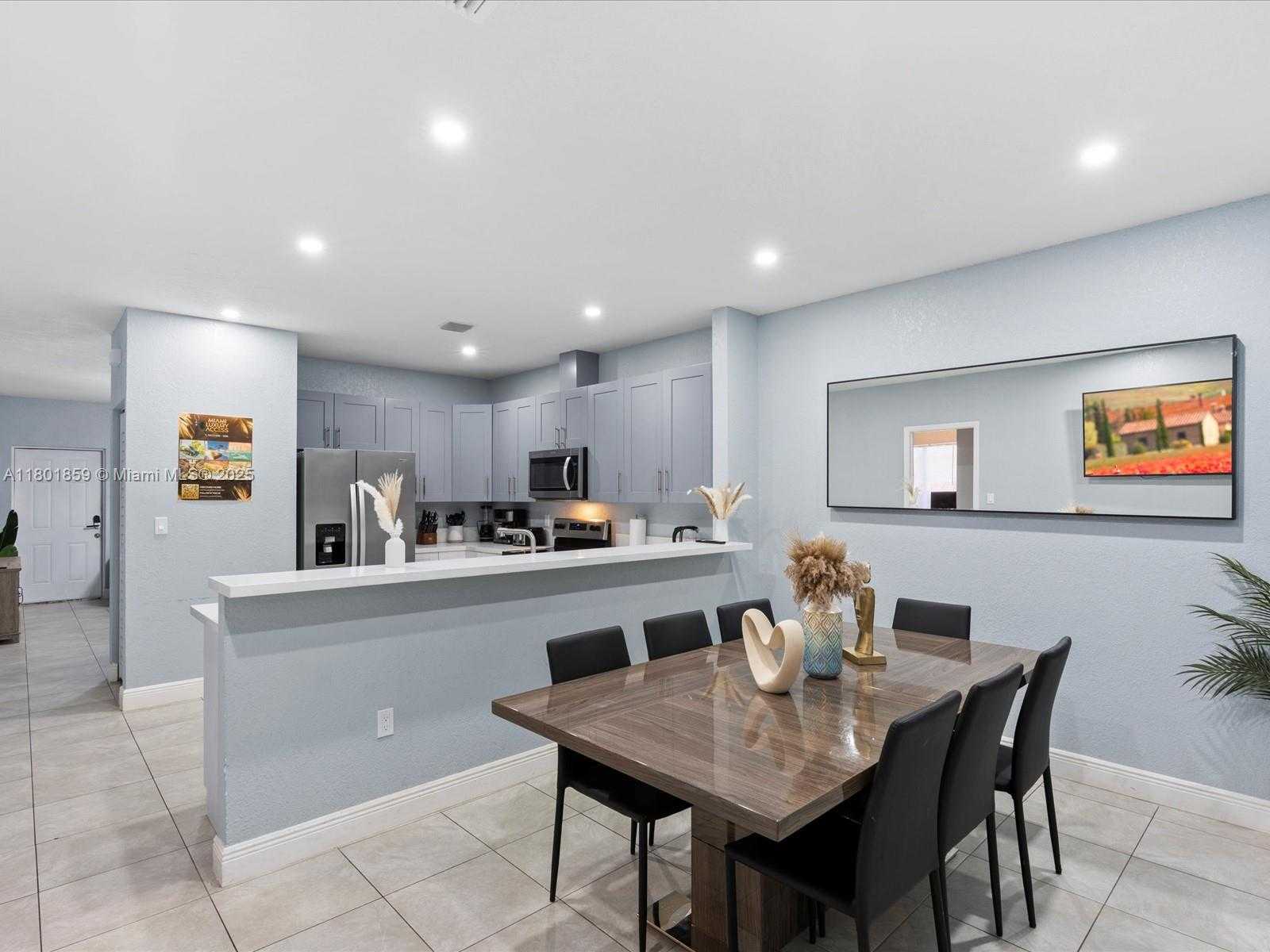Small Image of 817 NORTH WEST 1ST AVE #2, Fort Lauderdale Number 58