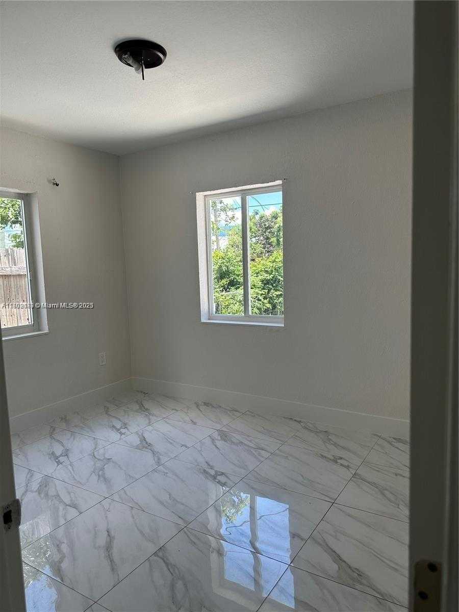 Small Image of 7001 NORTH WEST 6TH AVE, Miami Number 7