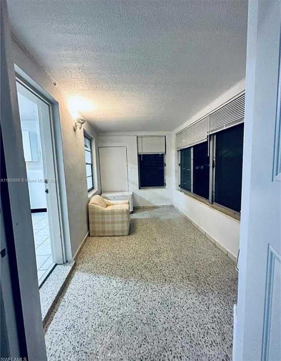 Small Image of 422 NORTH WEST 25TH CT #2, Miami Number 5