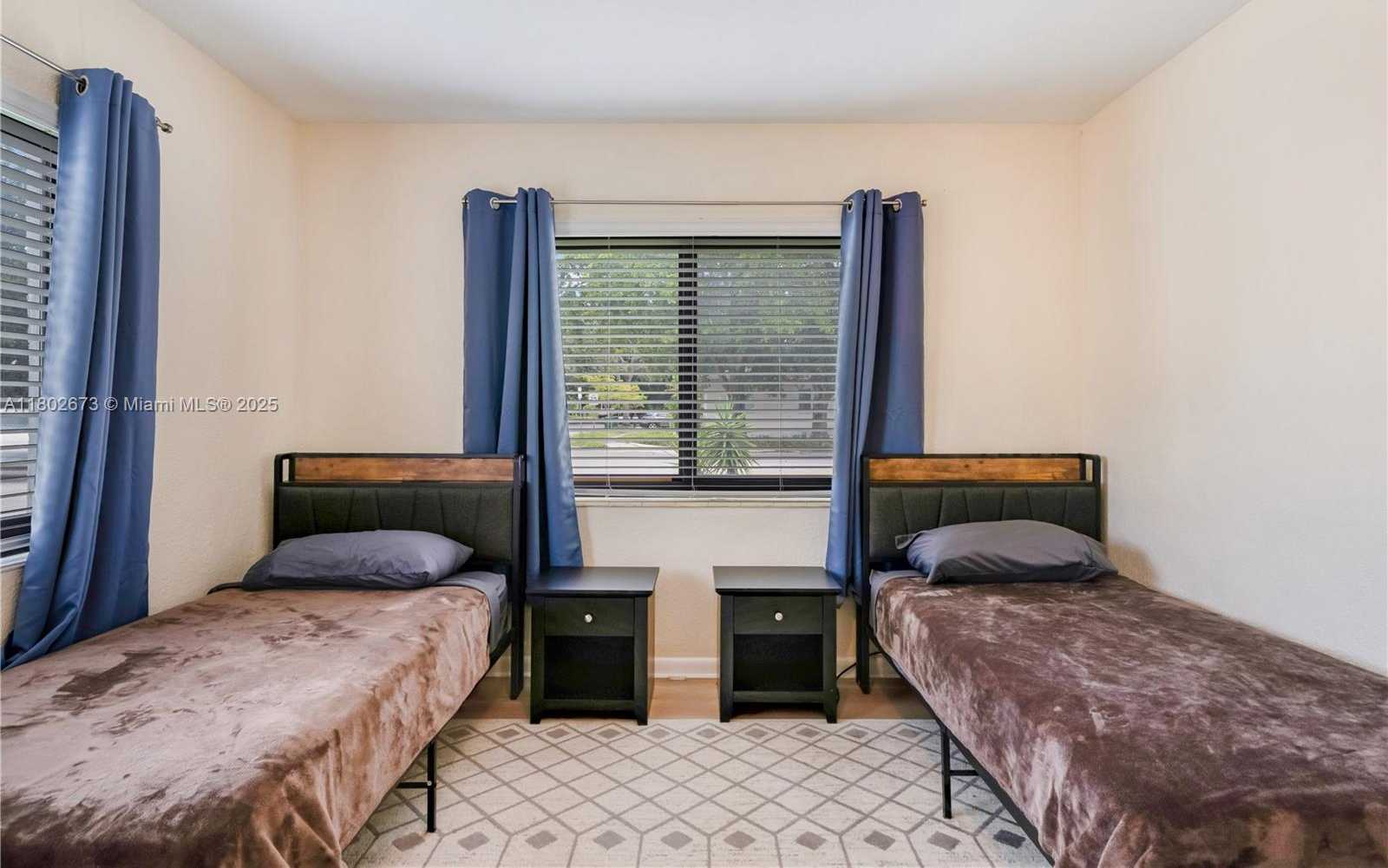 Small Image of 2 NORTH WEST 47TH ST #2, Miami Number 15