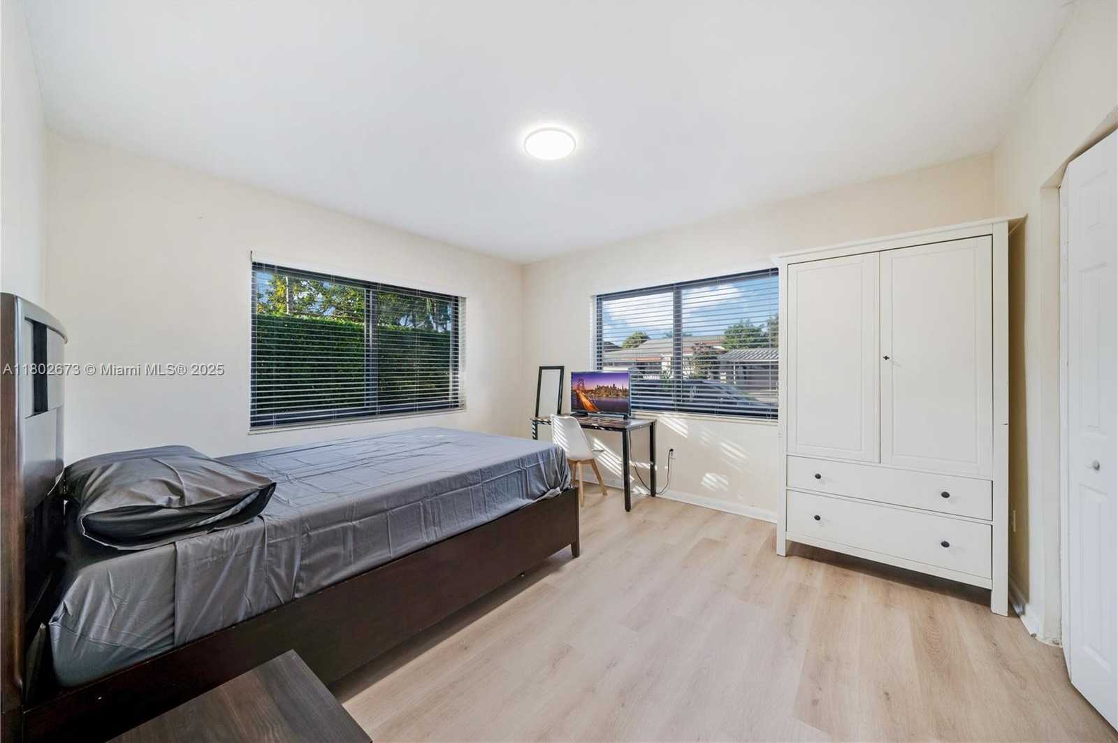 Small Image of 2 NORTH WEST 47TH ST #2, Miami Number 17
