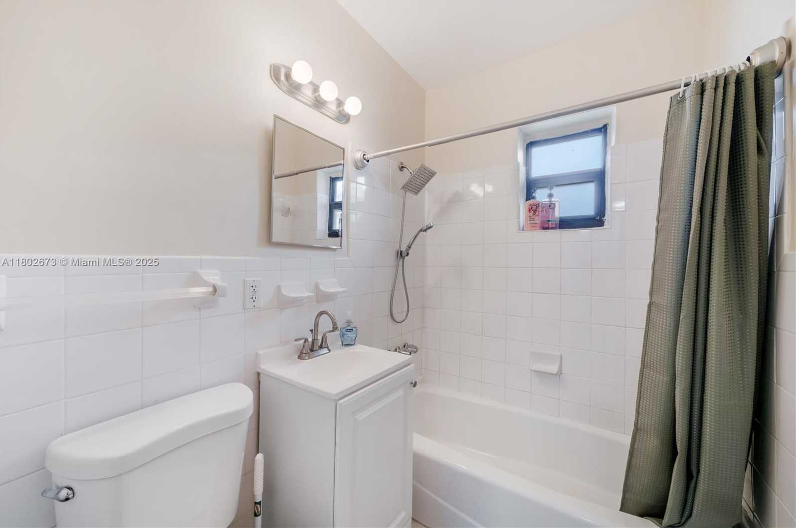 Small Image of 2 NORTH WEST 47TH ST #2, Miami Number 19