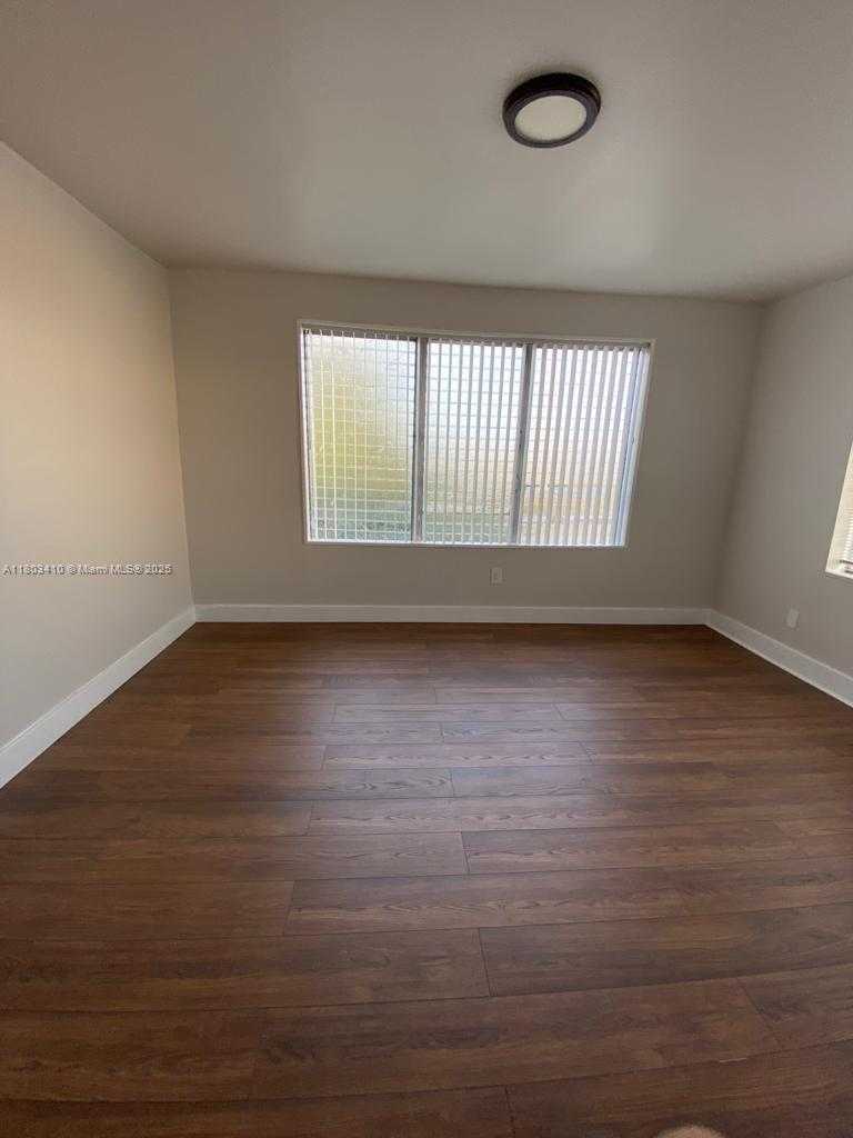 Small Image of 1554 SOUTH WEST 5TH ST, Miami Number 3
