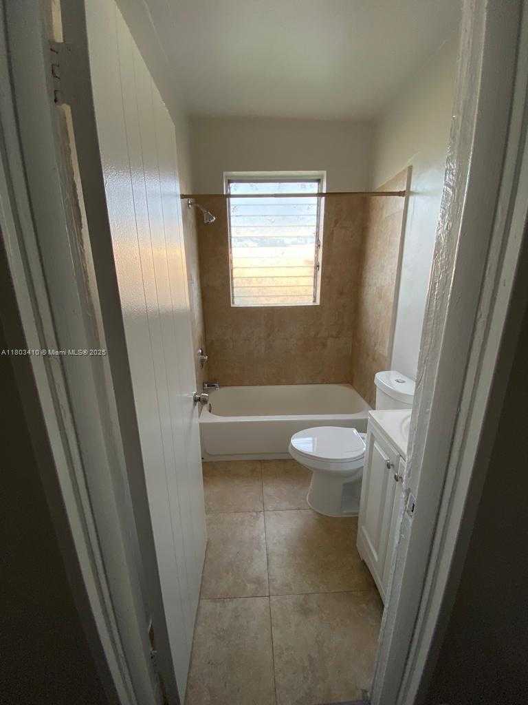 Small Image of 1554 SOUTH WEST 5TH ST, Miami Number 5