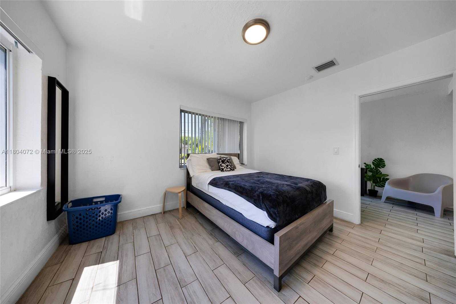 Small Image of 1515 NORTH WEST 49TH ST #2, Miami Number 35