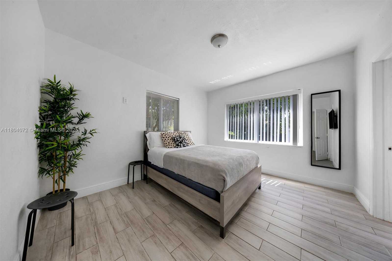 Small Image of 1515 NORTH WEST 49TH ST #2, Miami Number 40
