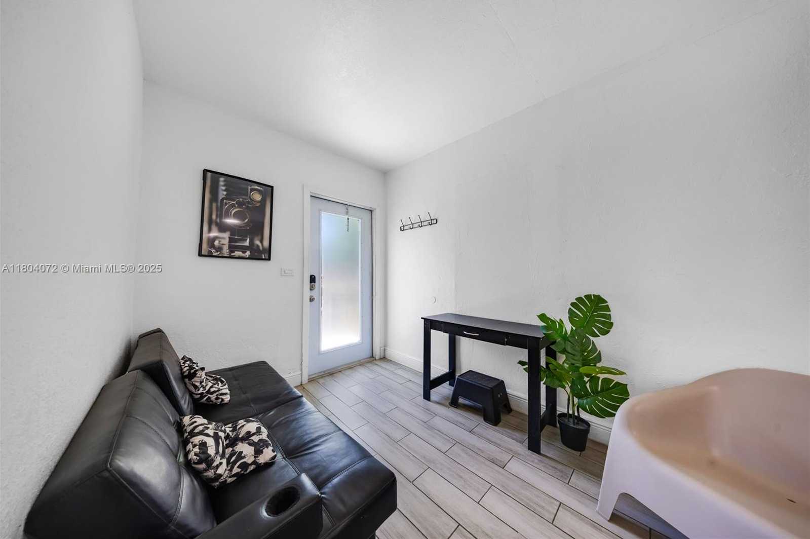 Small Image of 1515 NORTH WEST 49TH ST #2, Miami Number 44
