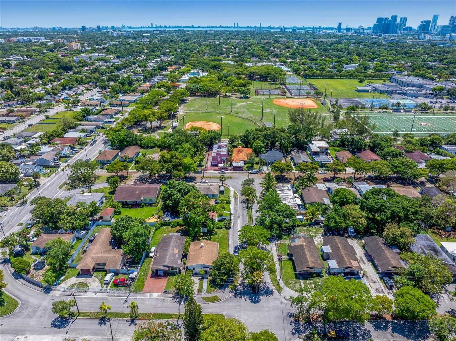Small Image of 1515 NORTH WEST 49TH ST #2, Miami Number 8